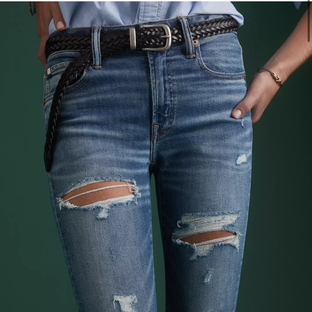 AE77 American Eagle High Waisted Blue Jeggings with Distressed Details